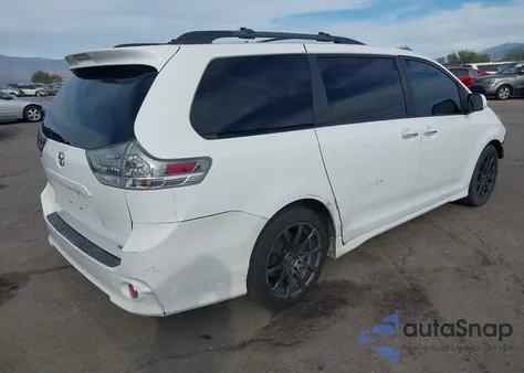 2017 Toyota Sienna Se Premium 8 Passenger z USA, uszkodzony, nr VIN 5TDXZ3DC9HS768210